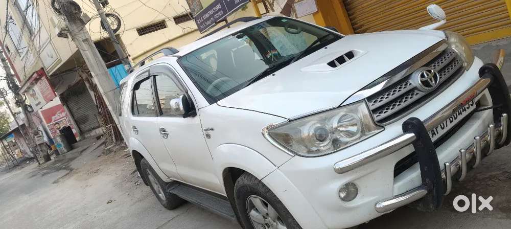Toyota Fortuner 2011 Diesel 225000 Km Driven Full Showroom Track