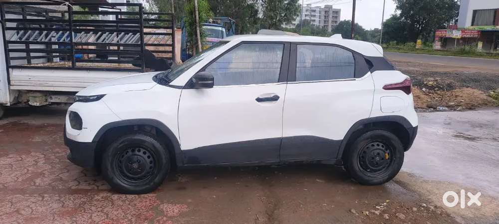 Tata Punch Petrol Cng  1.2 Revotron 2024 Manual