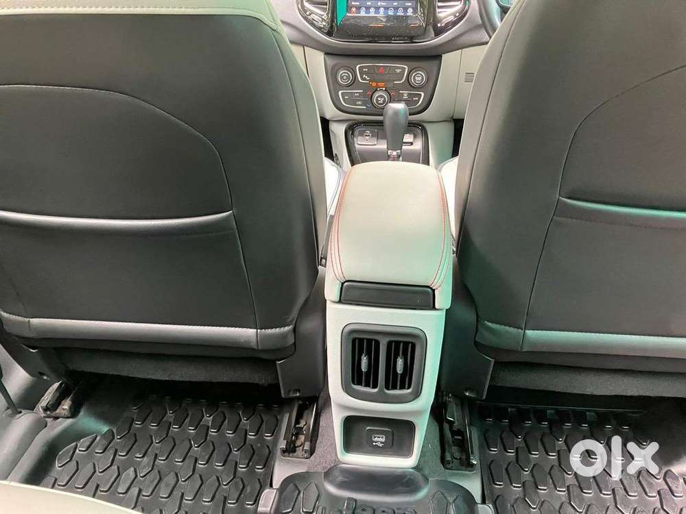 Jeep Suv Petrol 2018 Automatic Next To New