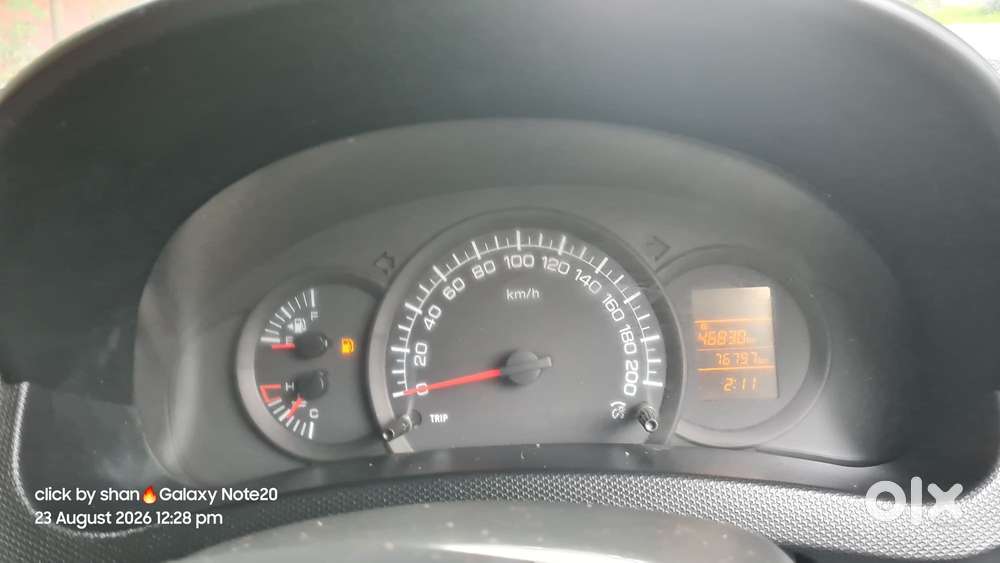 Maruti Suzuki Swift Lxi, 2012, Petrol