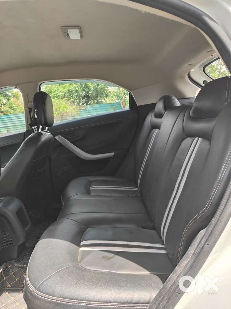 Tata Nexon 1.2 Revotron Xm Plus (s), 2020, Petrol