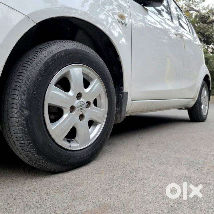 Maruti Suzuki Ritz Lxi, 2013, Petrol