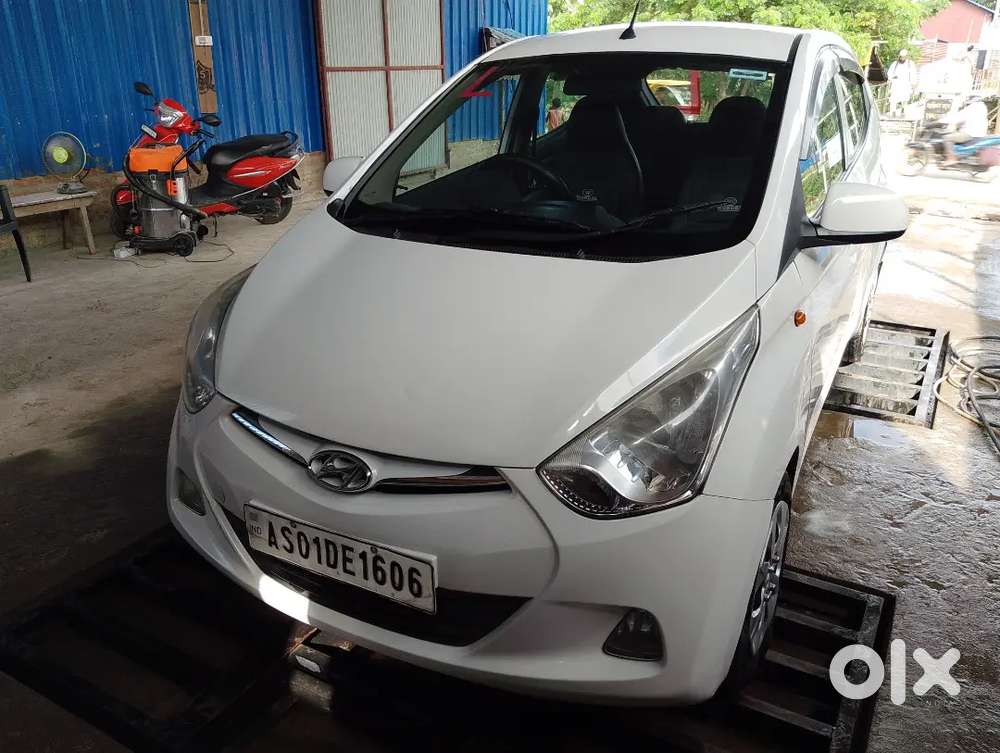 Hyundai Eon Sportz 2017 Petrol