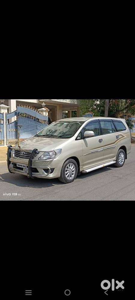 Toyota Innova 2.5 Vx 7 Seater Bs Iv, 2013, Diesel