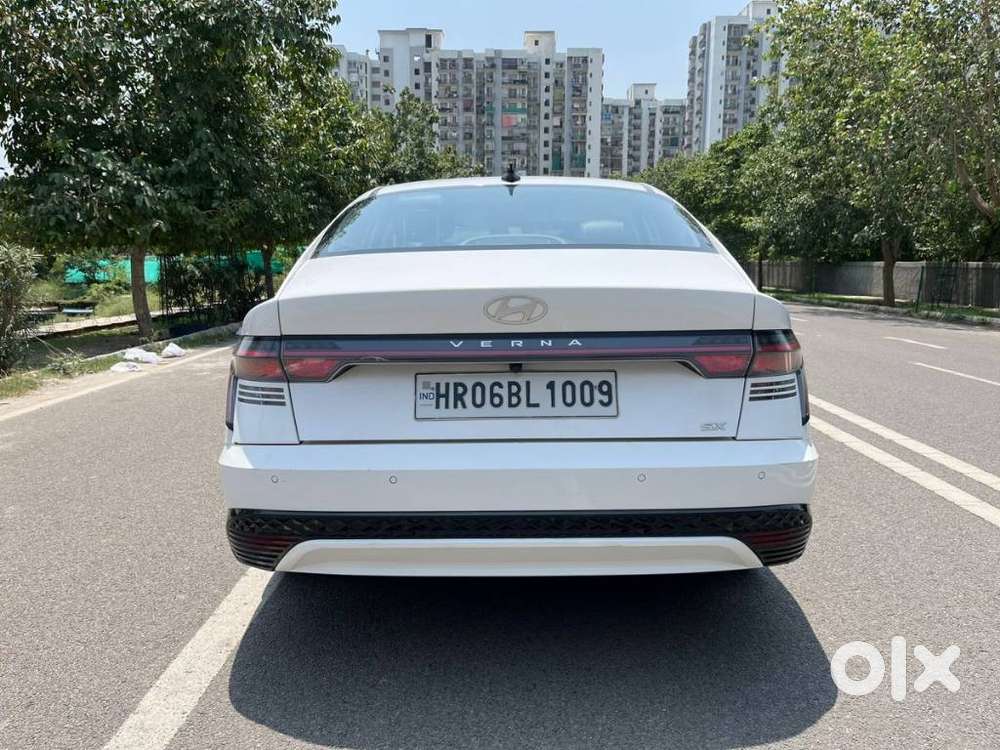 Hyundai Verna 1.5 Sx Petrol Mt, 2025, Petrol