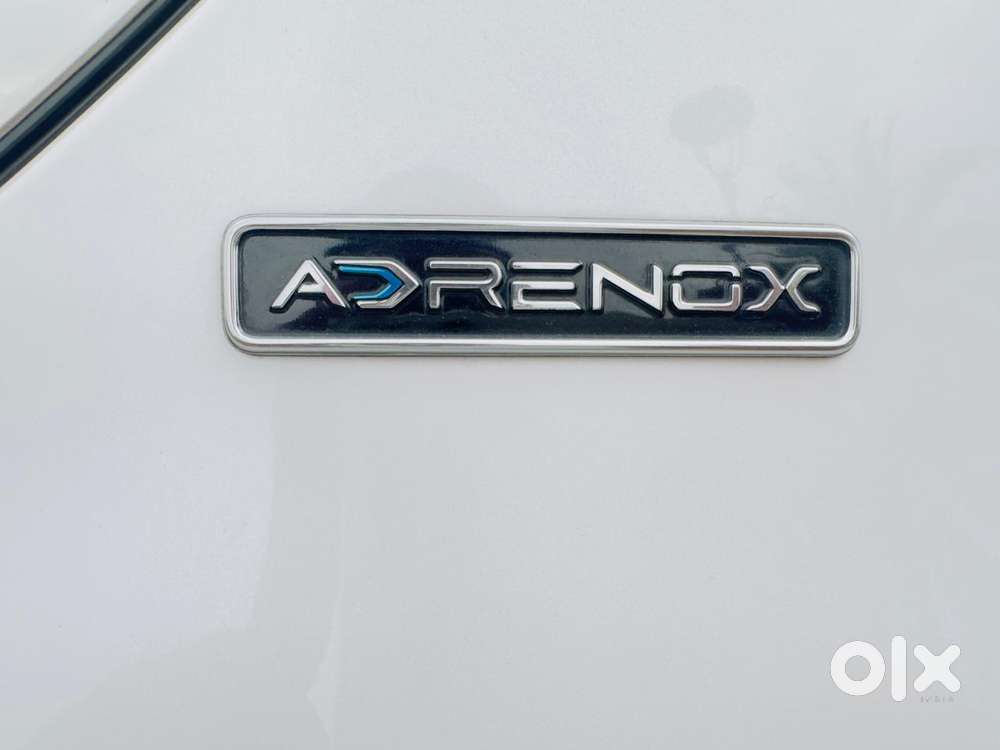 Mahindra Scorpio-n 2.2 Z8 L Diesel Mt 7 Str, 2025, Diesel