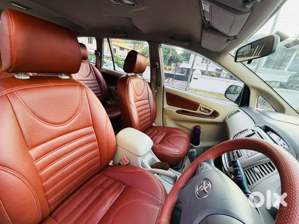 Toyota Innova [ ] 2.5 V Diesel 7 Str, 2013, Diesel