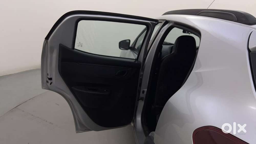 Renault Kwid 1.0 Rxt Optional, 2022, Petrol