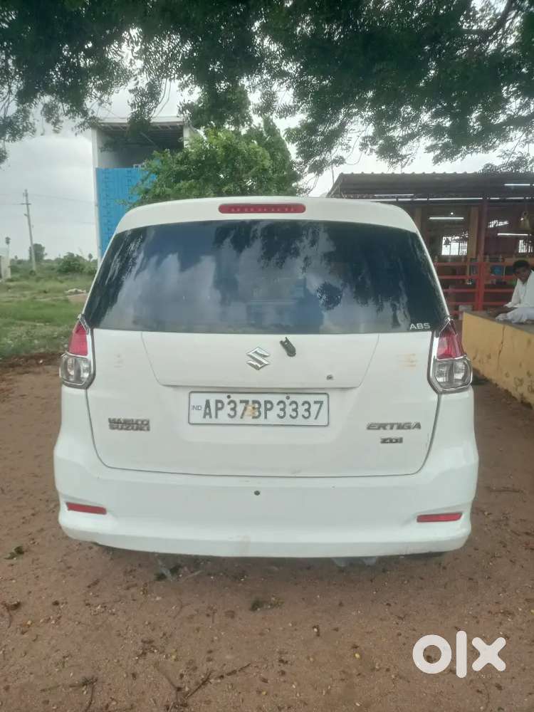 Maruti Suzuki Ertiga 2012 Diesel 230000 Km Driven