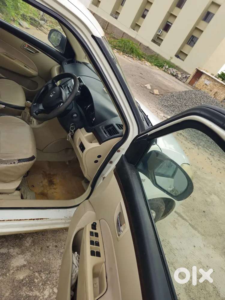 Maruti Suzuki Dzire 2016 Diesel 180000 Km Driven