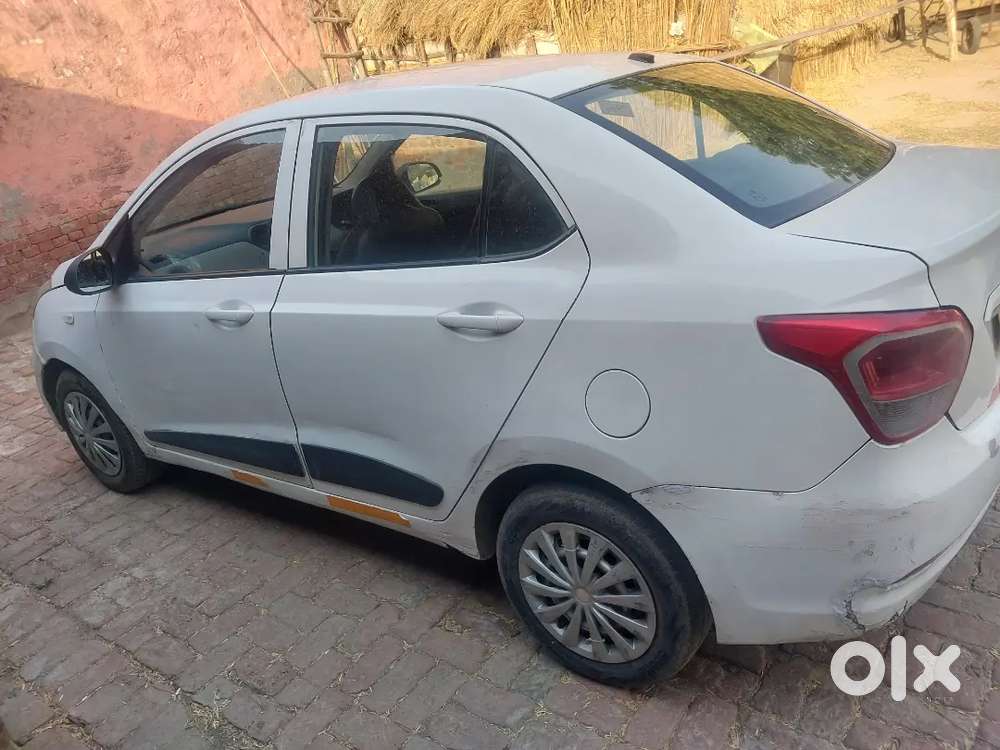 Hyundai Xcent 2018 Model Car