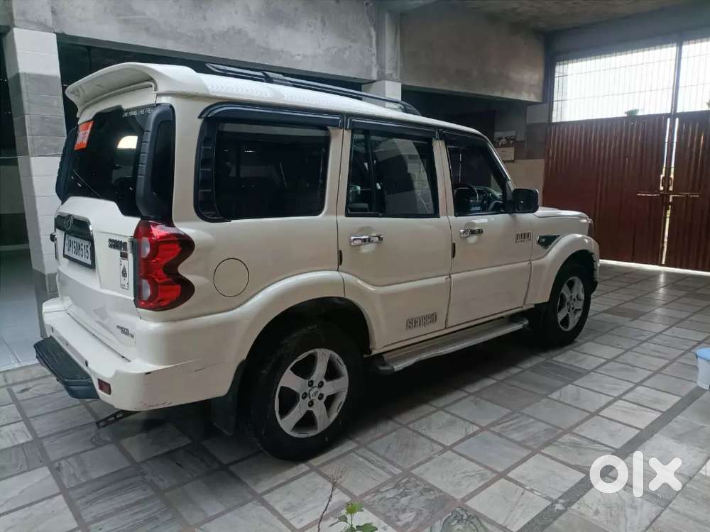 Mahindra Scorpio 2021 S5 Convert S11 In Company