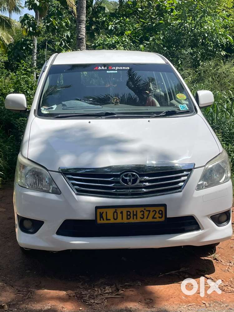 Toyota Innova 2012 Diesel Well Maintained