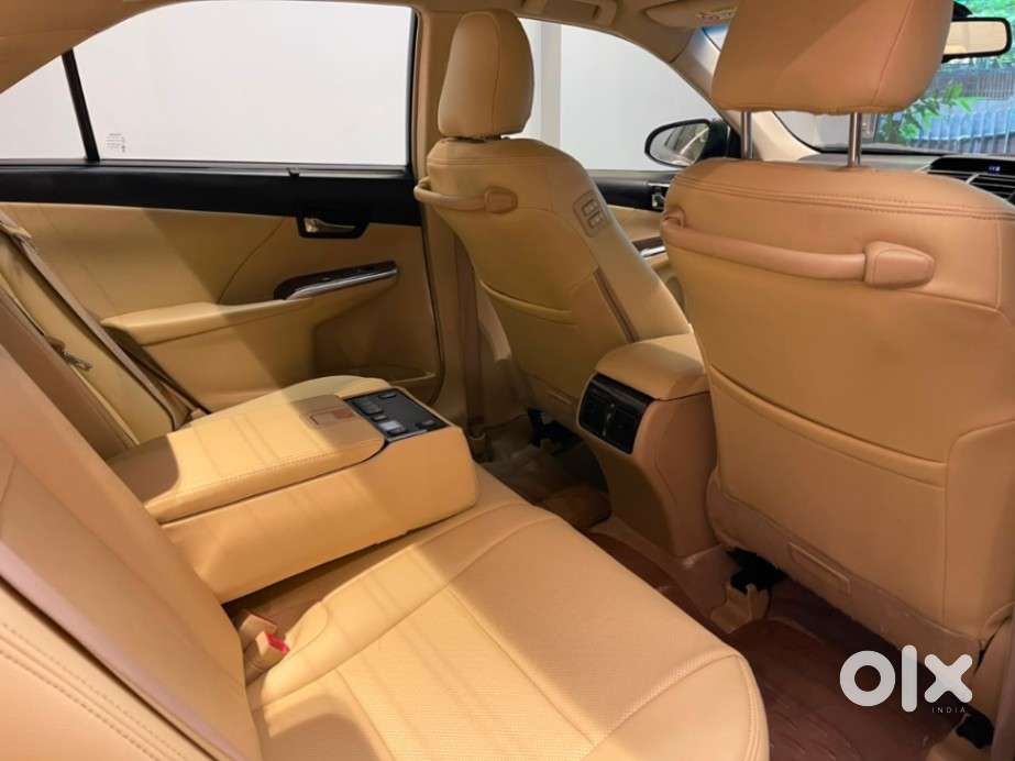 Toyota Camry Hybrid, 2015, Electric
