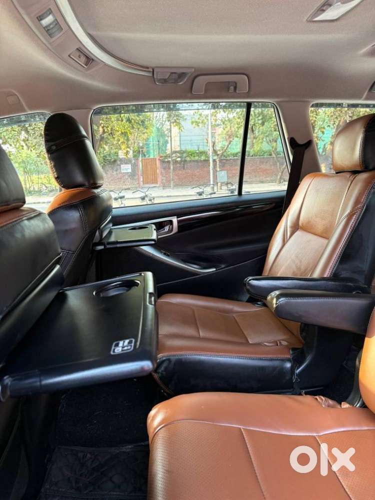 Toyota Innova Crysta 2.4 V 7 Str, 2022, Diesel