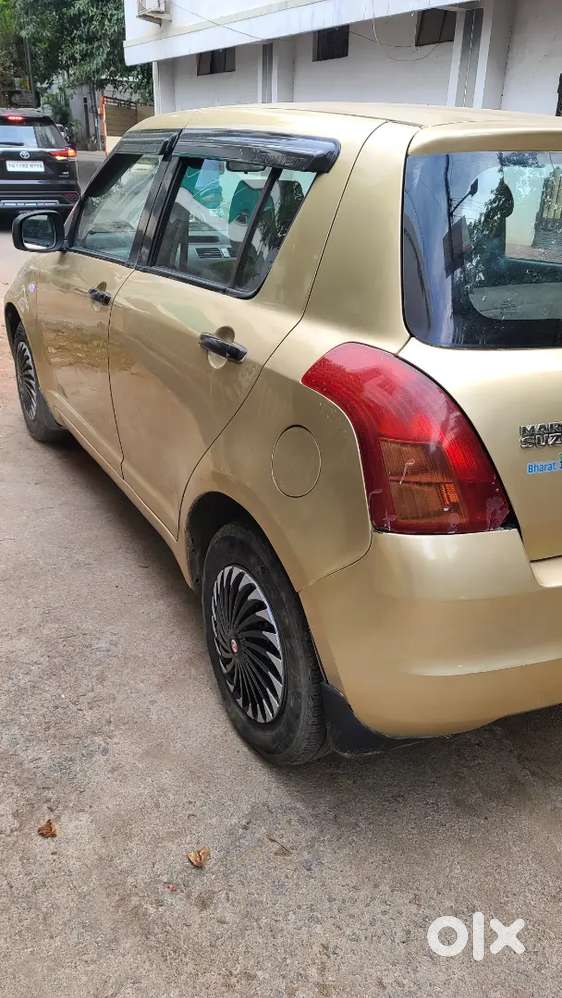 Maruti Suzuki Swift 2006 Petrol 118000 Km Driven