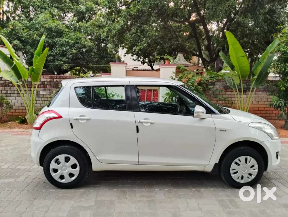 Maruti Suzuki Swift 1.3 Vxi, 2014, Petrol