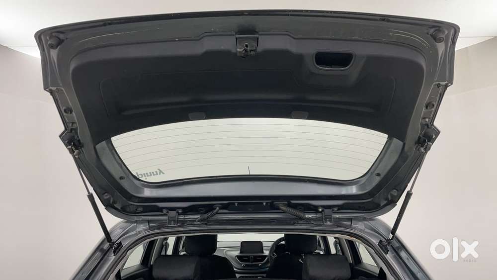 Tata Altroz Xz, 2020, Petrol