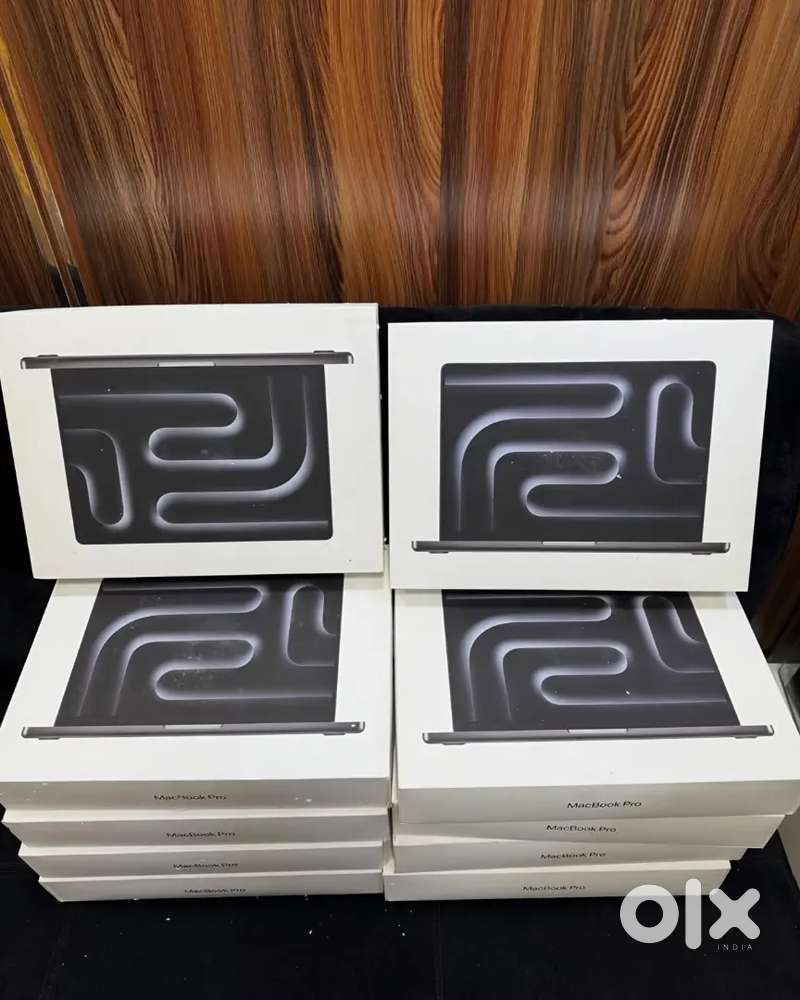 Apple MacBook Pro M5 14 inch 16GB RAM 512GB SSD Brand New Sealed