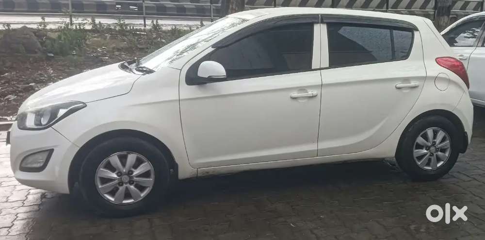 Hyundai I20 Sportz 2012 Car