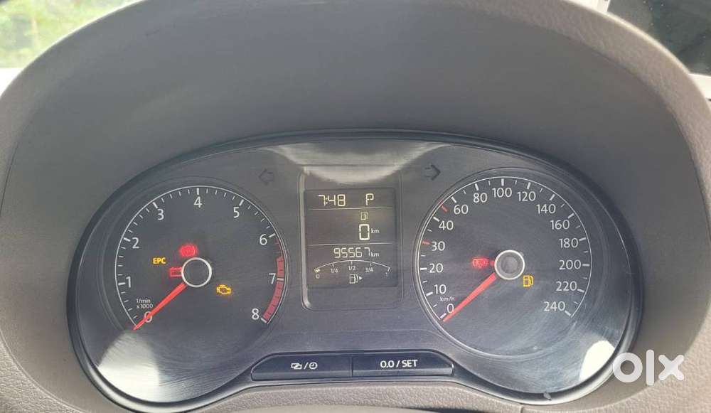 Volkswagen Vento 1.2 Tsi Highline At, 2016, Petrol