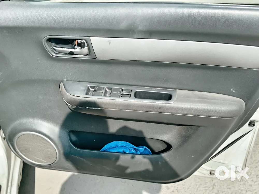 Maruti Suzuki Swift 2008 Diesel 130000 Km Driven