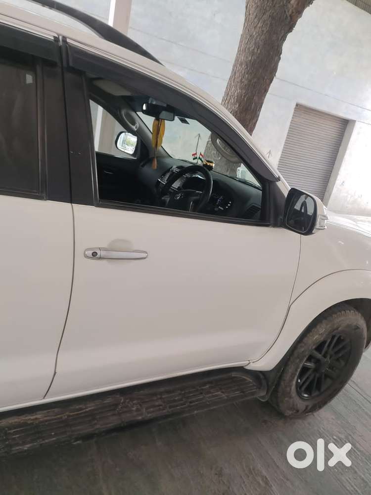 Toyota Fortuner 3.0 4x4 Manual, 2016