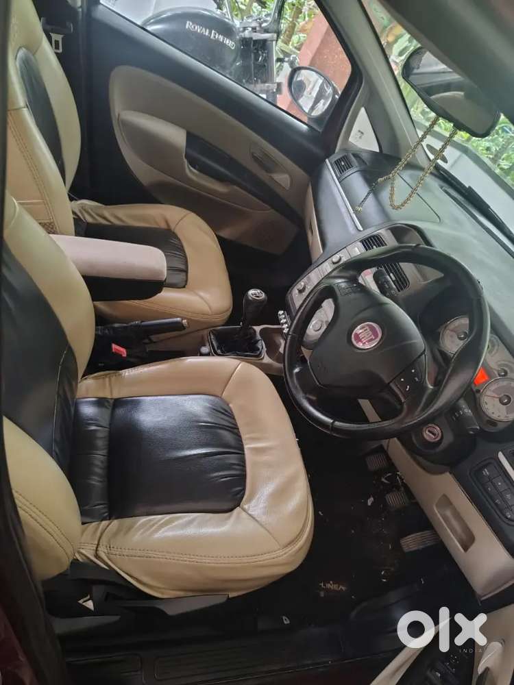Fiat Linea Emotion 2010 Model