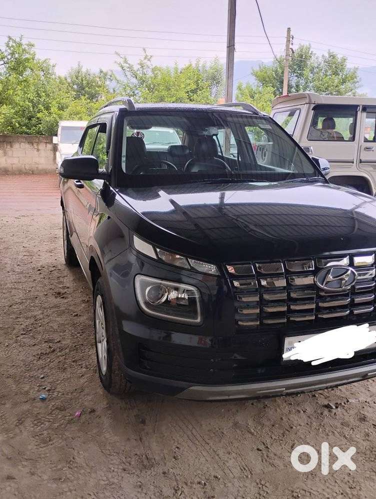 Hyundai Venue S Mt 1.2 Kappa, 2022, Petrol