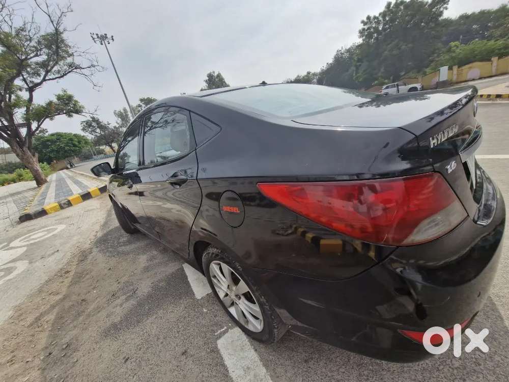 Doctor Vehicle Showroom Track - Hyundai Verna 2012 Well Maintained -