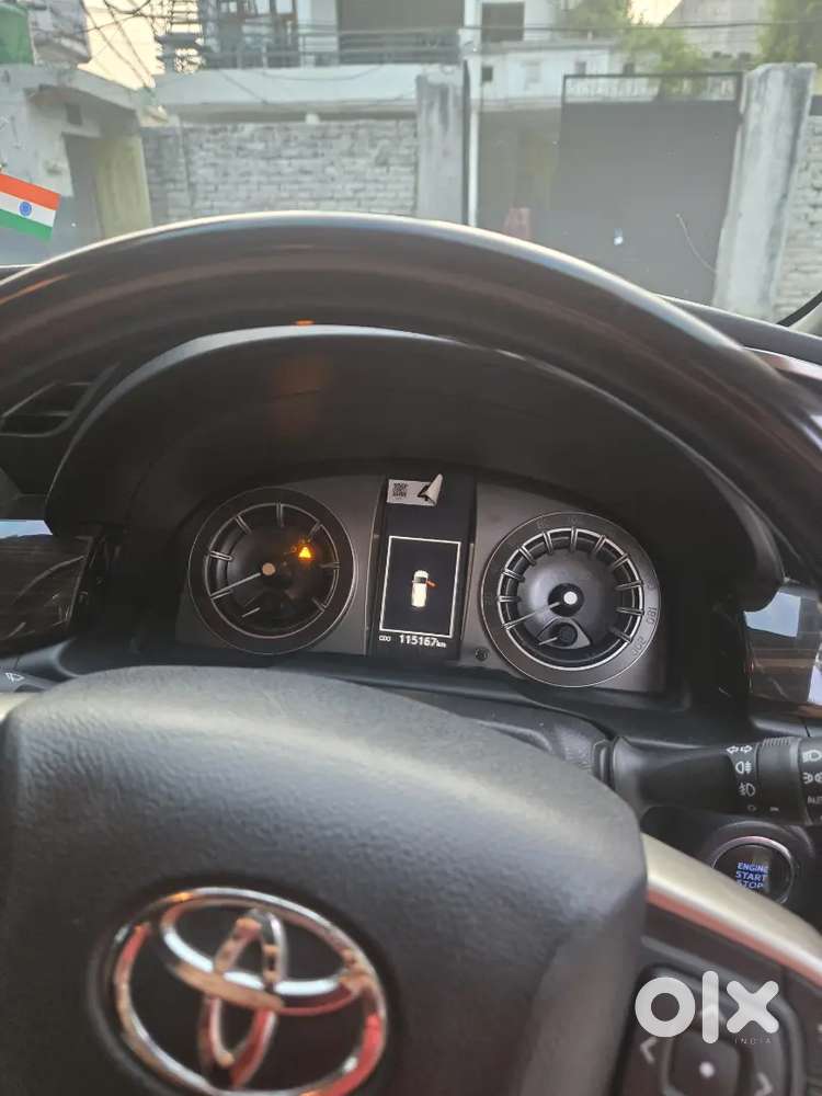 Toyota Innova Crysta 2018 Diesel 115000 Km Driven