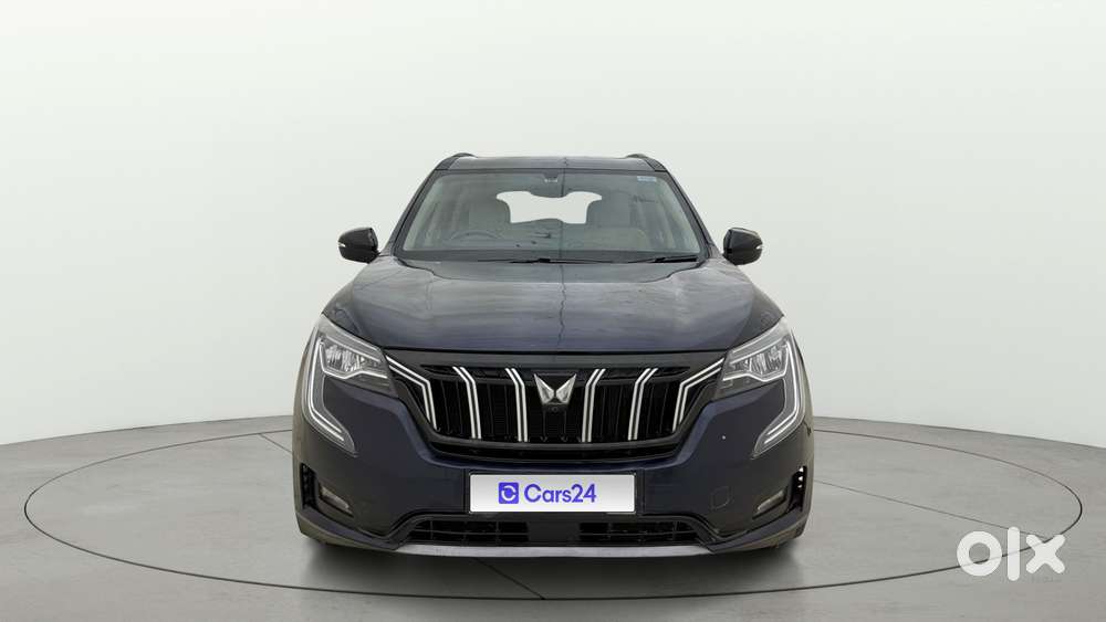 Mahindra Xuv700 2.0 Ax 5 Petrol At Str, 2022, Petrol