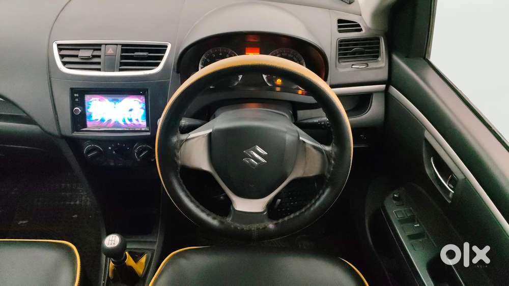Maruti Suzuki Swift Vxi, 2015, Petrol