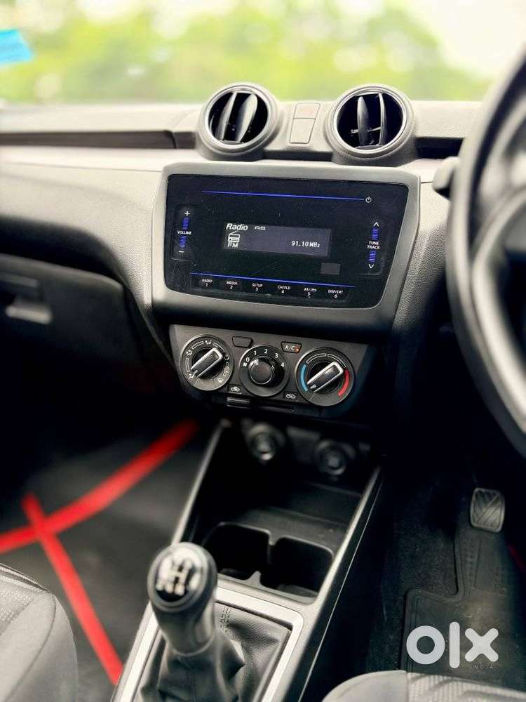 Maruti Suzuki Swift Vxi Abs Bsiv, 2022, Petrol