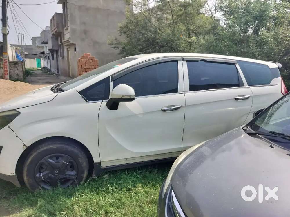 Mahindra Marazzo 2018 Diesel Car
