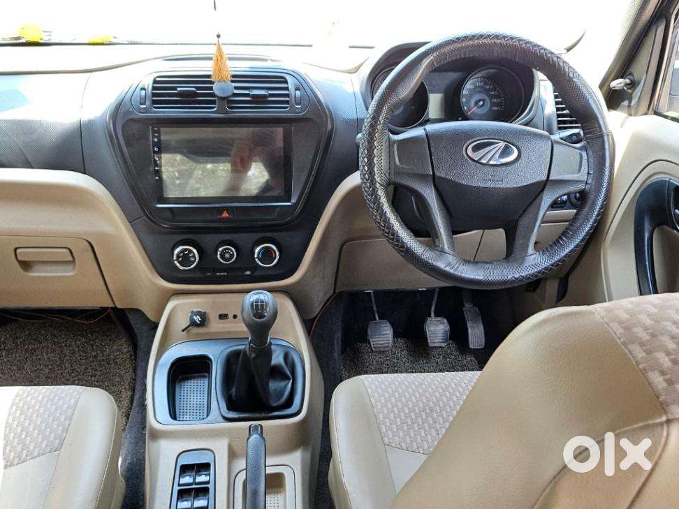 Mahindra Tuv 300 T6 Plus, 2018, Diesel