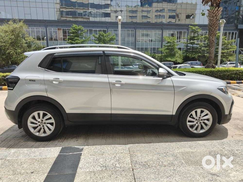 Volkswagen Taigun 1.0 Tsi Highline At, 2022, Petrol