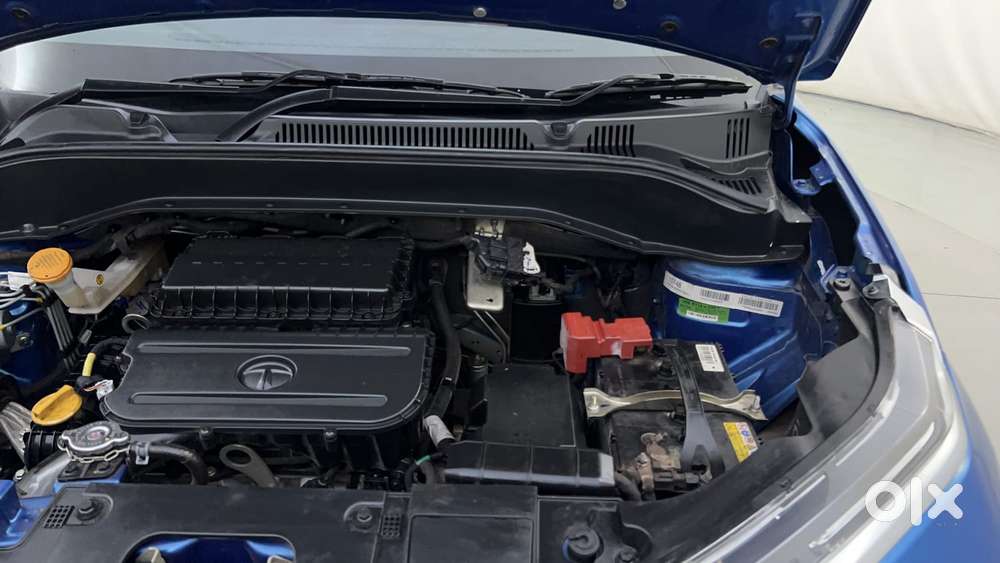 Tata Punch 1.2 Revotron Creative Dual Tone, 2022, Petrol