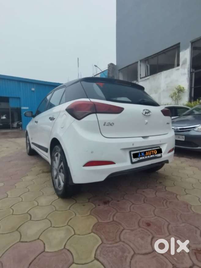 Hyundai I20 Asta (o) 1.2 Mt, 2017, Petrol