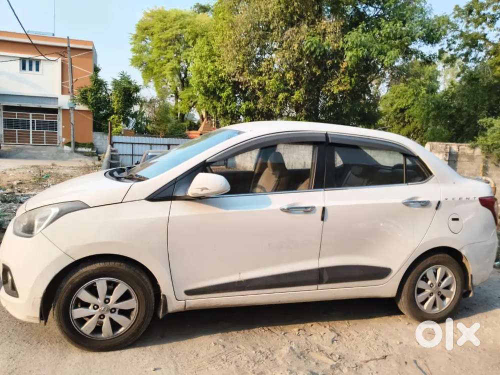 Hyundai Xcent 2015 Diesel 142000 Km Driven