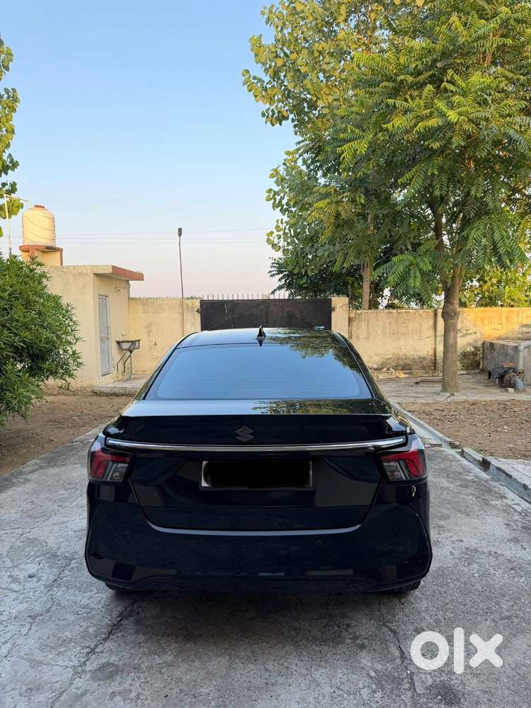 Maruti Suzuki Dzire Zxi 2025