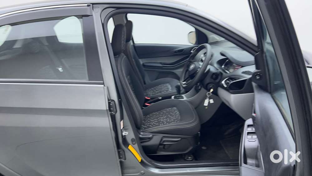 Tata Tiago 1.2 Revotron Xta, 2023, Petrol