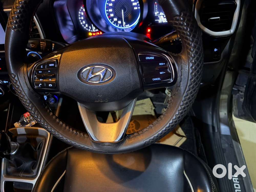 Hyundai Venue Petrol 2020