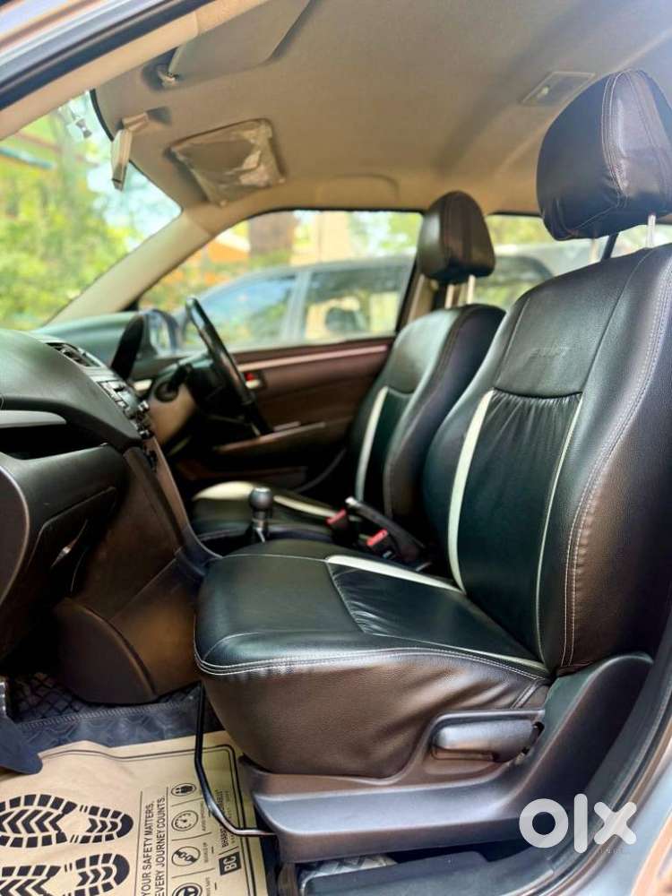 Maruti Suzuki Swift Vxi + Manual, 2015, Petrol