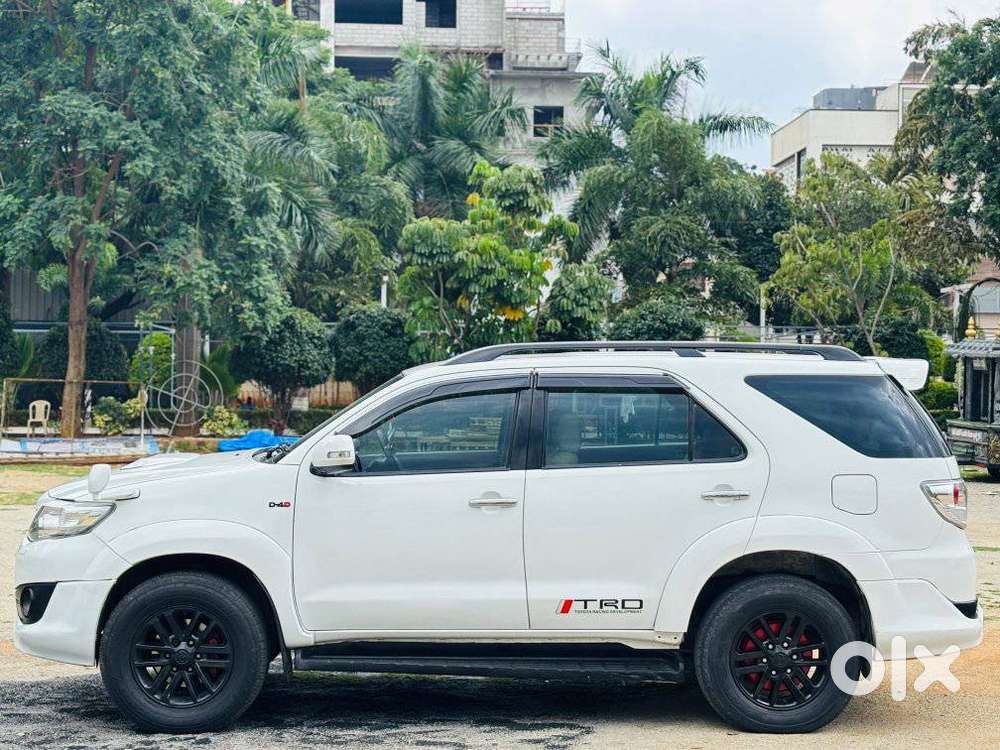 Toyota Fortuner 3.0 4x4 Manual, 2014, Diesel