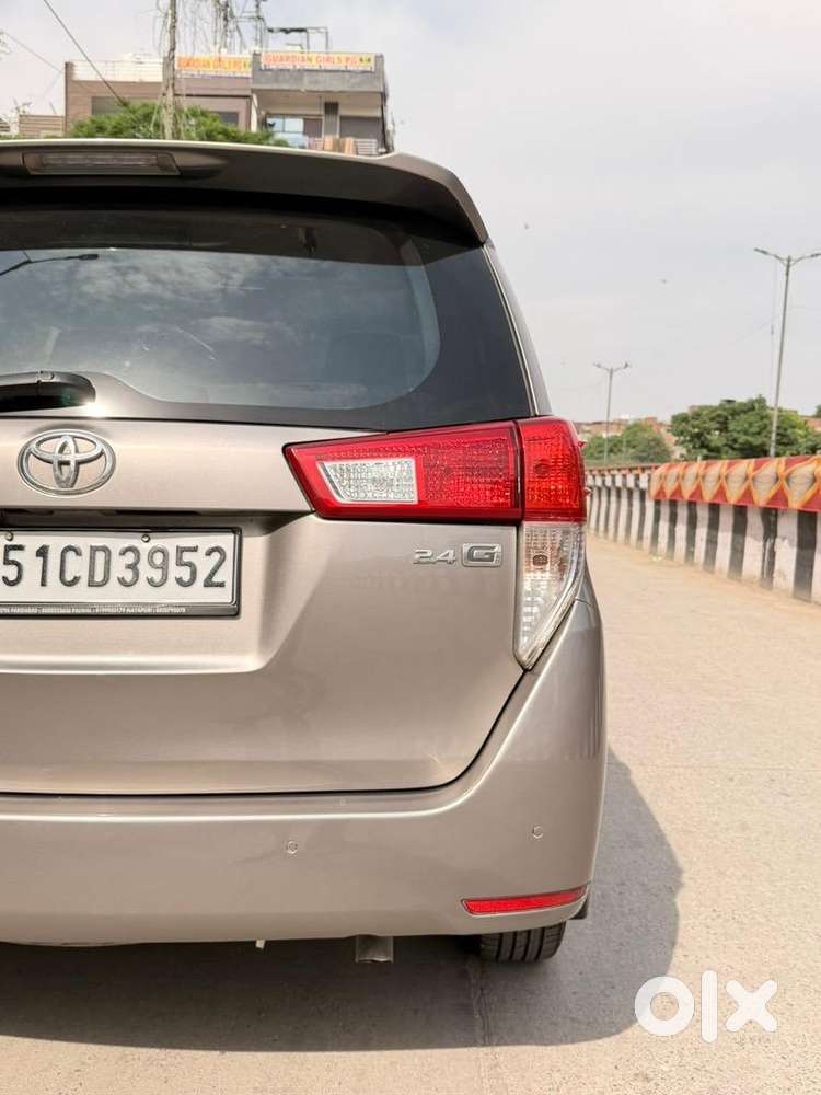 Toyota Innova Crysta 2021 Diesel 60000 Km Driven