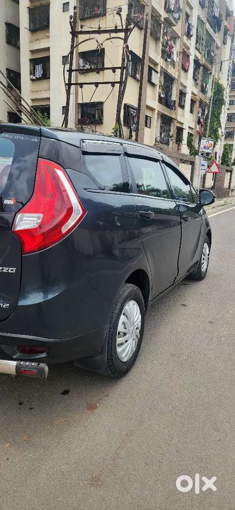 Mahindra Marazzo 1.5 2019