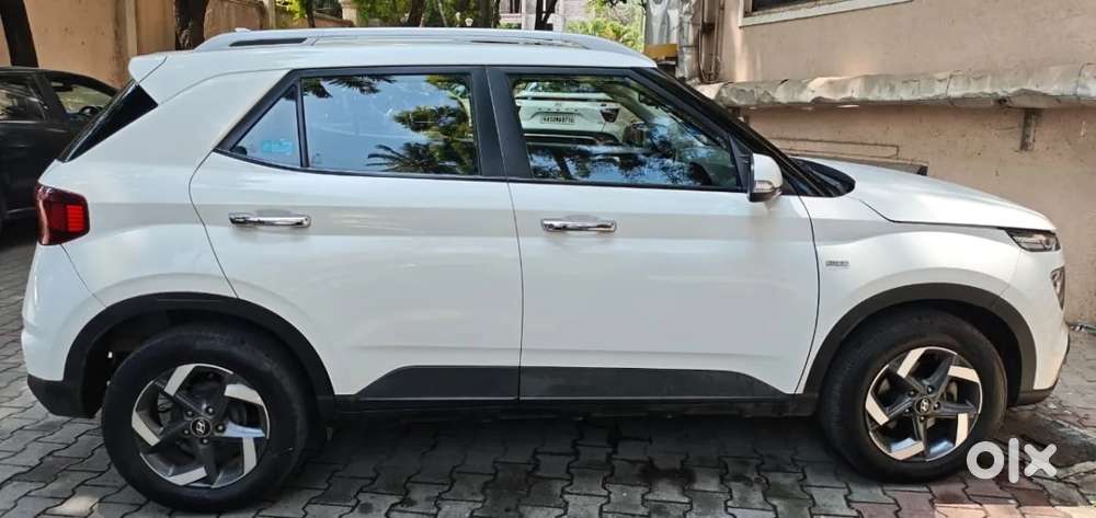 Hyundai Venue 1.0 Sx (o) Turbo Dct, 2019, Petrol