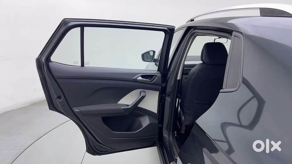 Volkswagen Taigun 1.0 Tsi Highline At, 2022, Petrol