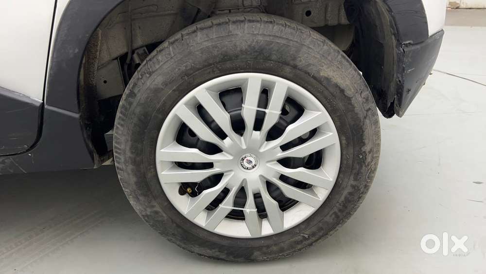 Mahindra Kuv 100 Mfalcon G80 K6, 2016, Petrol